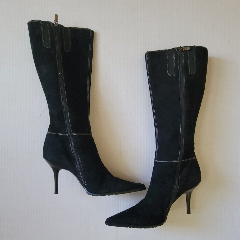 Donald J. Pliner Couture Catlyn Black Suede Boot, Size 8M
